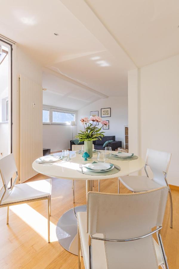 Casa Elea_ Panoramic Attic In City Center Campione dʼItalia 外观 照片